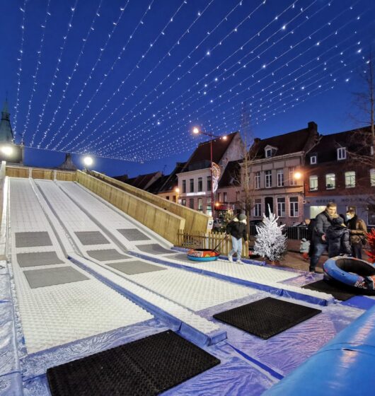 Rideau de LED piste de luge