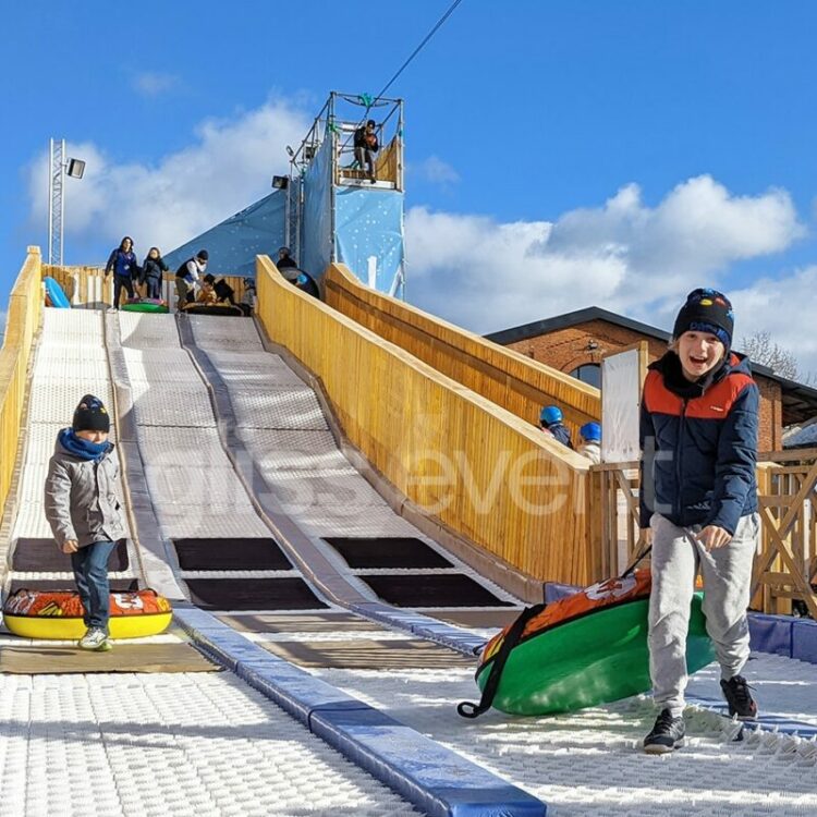 Piste de luge 3-en-1 par Gliss Event