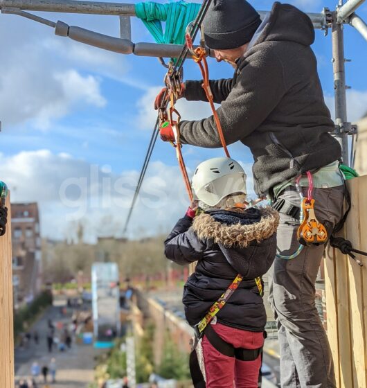 Piste de luge synthétique 3 en 1 escalade tyrolienne location glace écologique nord france